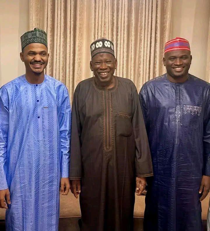 Ganduje Hosts Kano Governor’s Spokesperson, APC Leaders in Abuja